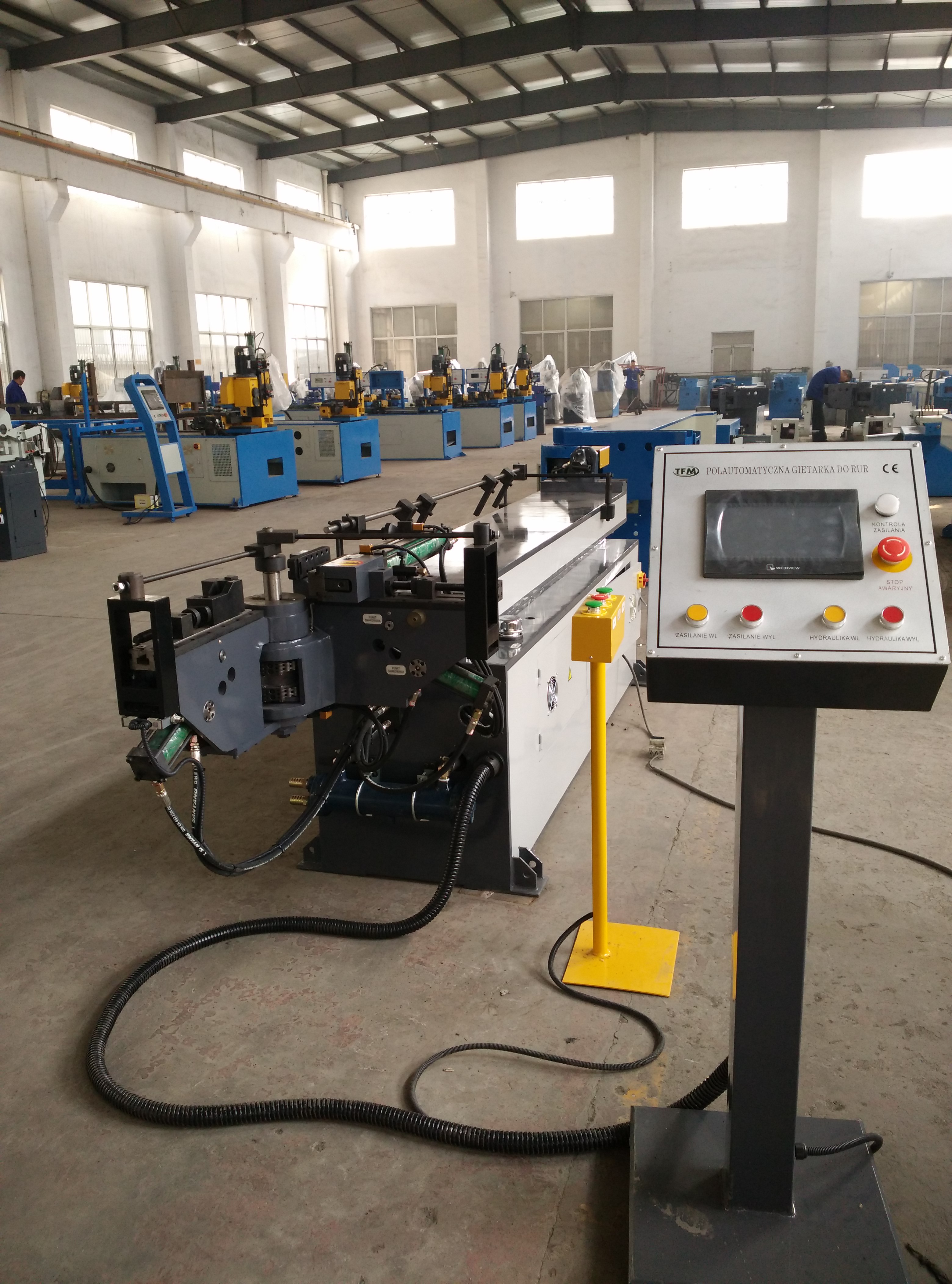 Cintreuse CNC à 3 rouleaux GM-38NCB