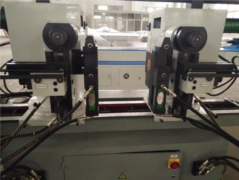 Machine à cintrer à double tête (GM-DB-42B)